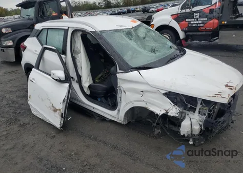 2021 Nissan Kicks Sv z USA, uszkodzony, nr VIN 3N1CP5CV4ML474512